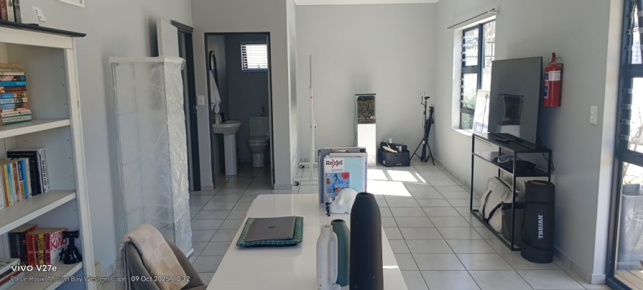 To Let 3 Bedroom Property for Rent in Seemeeu Park Western Cape